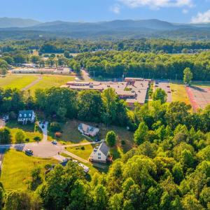 Photo #52 of 122 Majestic Circle, Amherst, VA 0.9 acres