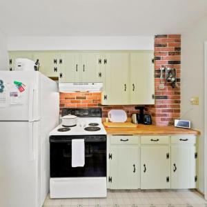 Photo #10 of 616 Sussex Street, Lynchburg, VA 0.2 acres