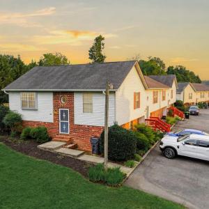 Photo #41 of 801 Goose Meadow Drive, Forest, VA
