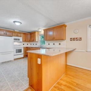 Photo #8 of 405 Oakland Circle, Lynchburg, VA 0.5 acres