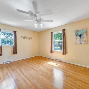 Photo #14 of 405 Oakland Circle, Lynchburg, VA 0.5 acres