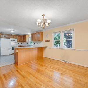 Photo #6 of 405 Oakland Circle, Lynchburg, VA 0.5 acres