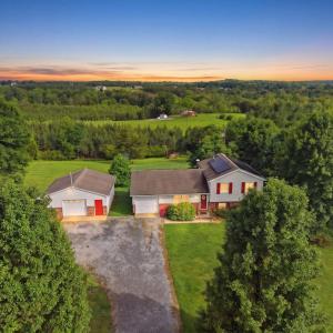 Photo #1 of 108 Piccadilly Court, Goode, VA 1.4 acres
