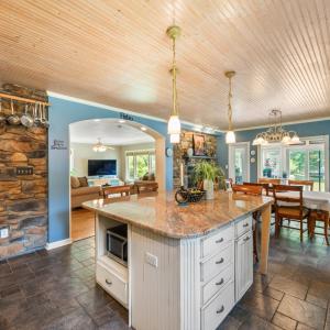 Photo #15 of 762 Timberlake Drive, Lynchburg, VA 1.2 acres