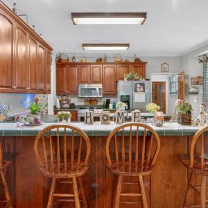 Photo #9 of 24 Queen Regent Court, Blue Ridge, VA 0.5 acres