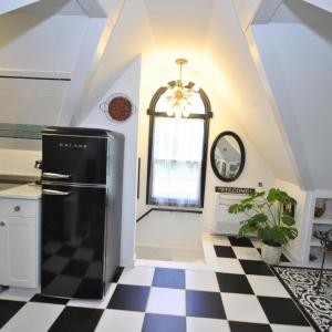Photo #75 of 1216 Timberlake Drive, Lynchburg, VA 0.3 acres