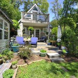 Photo #2 of 1216 Timberlake Drive, Lynchburg, VA 0.3 acres