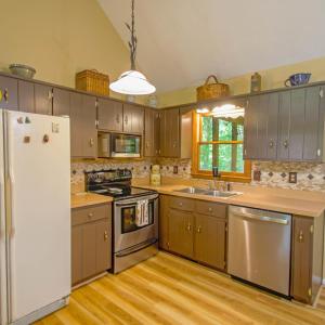 Photo #7 of 369 Juniper Drive, Lynchburg, VA 0.6 acres