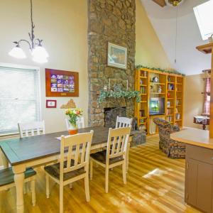 Photo #10 of 369 Juniper Drive, Lynchburg, VA 0.6 acres