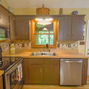 Photo #9 of 369 Juniper Drive, Lynchburg, VA 0.6 acres