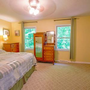 Photo #14 of 369 Juniper Drive, Lynchburg, VA 0.6 acres