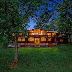 Photo #1 of 305 Lake Ridge Drive, Forest, VA 1.1 acres