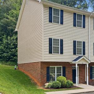Photo #8 of 2009 Lakeside Drive, Lynchburg, VA 0.1 acres