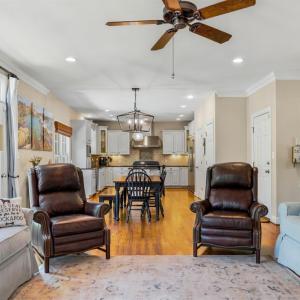 Photo #14 of 1819 Royal Oak Drive, Lynchburg, VA 1.1 acres
