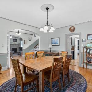 Photo #13 of 1109 Park St, Bedford, VA 0.8 acres