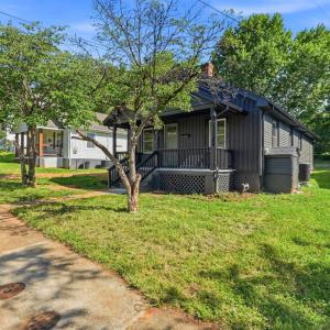 Photo #23 of 886 Brook Street, Lynchburg, VA 0.1 acres