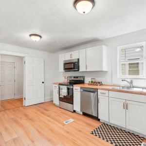 Photo #17 of 886 Brook Street, Lynchburg, VA 0.1 acres