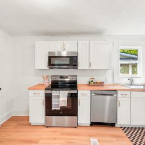 Photo #19 of 886 Brook Street, Lynchburg, VA 0.1 acres
