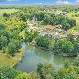 Enjoy the quaint, stocked community lake available to all home owners in Great Oaks. Perfect place for a picnic, fishing, and space for your family pet to get some exercise!