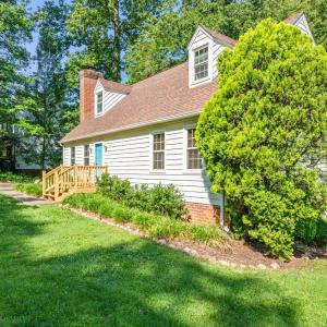 Photo #7 of 409 Jefferson Woods Drive, Forest, VA 0.4 acres