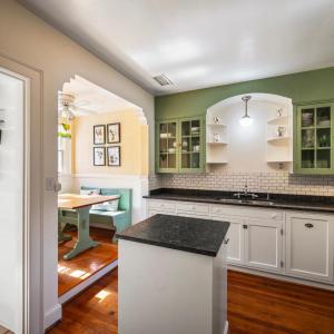 Photo #13 of 1020 Rivermont Terrace, Lynchburg, VA 0.2 acres