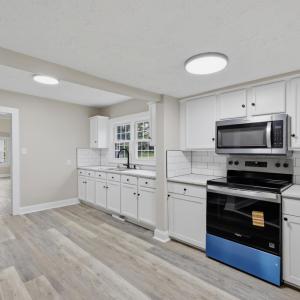 Photo #10 of 736 Selene Street, Lynchburg, VA 0.9 acres