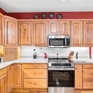 Photo #19 of 1476 Glenbrooke Drive, Lynchburg, VA 0.5 acres
