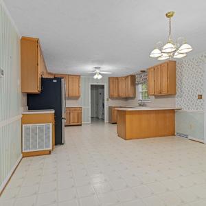 Photo #17 of 53 Woodlake Circle, Altavista, VA 1.4 acres