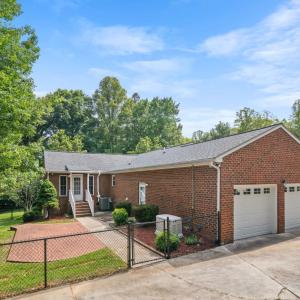 Photo #6 of 53 Woodlake Circle, Altavista, VA 1.4 acres