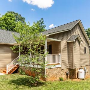 Photo #46 of 316 Tower Hill Road, Appomattox, VA 1.1 acres