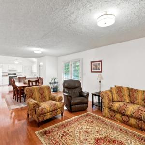 Photo #13 of 104 Fieldstone Court, Lynchburg, VA 0.8 acres
