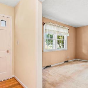 Photo #3 of 324 Charldon Road, Lynchburg, VA 1.3 acres