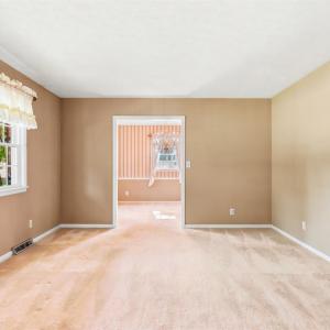 Photo #4 of 324 Charldon Road, Lynchburg, VA 1.3 acres