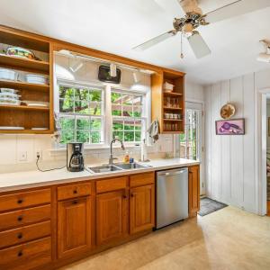 Photo #12 of 1710 Langhorne Road, Lynchburg, VA 0.7 acres