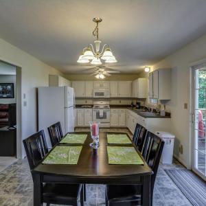Photo #14 of 585 Cresthill Road, Lynchburg, VA 6.1 acres