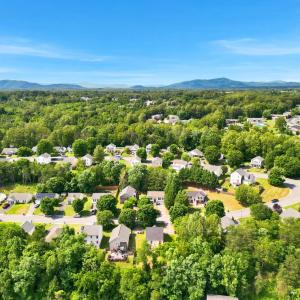 Photo #32 of 341 Blackhawke Drive, Lynchburg, VA 0.2 acres