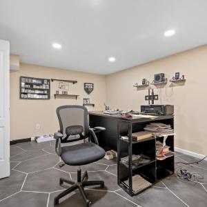 Downstairs office or bedroom. No window in this room. There is a window at the bottom of the stairs just outside the room with legal egress window