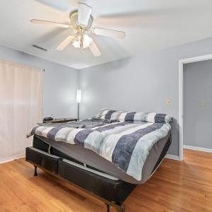 Hardwood floors replaced 10 months ago