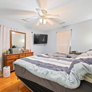 Bedroom 2 can fit a California King sized bed