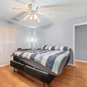 Hardwood floors replaced 10 months ago