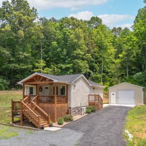 Photo #1 of 11767 James River Road, Shipman, VA 1.3 acres