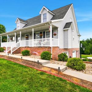 Photo #2 of 18 Stallion Court, Concord, VA 0.5 acres