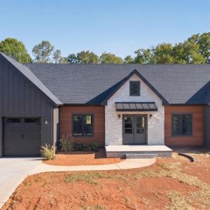 Photo #1 of 9041 Stonewall Road, Appomattox, VA 2.2 acres