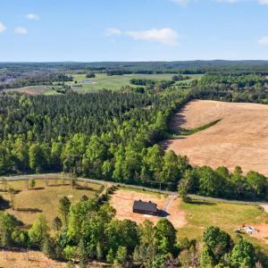 Photo #43 of 9041 Stonewall Road, Appomattox, VA 2.2 acres