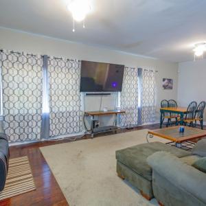 Photo #2 of 1830 Memorial Avenue, Lynchburg, VA 0.2 acres