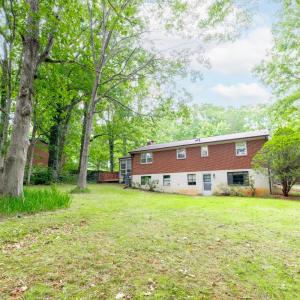 Photo #40 of 1216 Cedar Hill Drive, Lynchburg, VA 0.5 acres