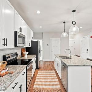 Photo #8 of 1300 Stoney Ridge Boulevard, Forest, VA