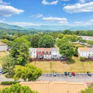 Photo #38 of 4624 Dyer Court, Roanoke, VA 0.1 acres
