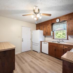 Photo #7 of 124 Jonathan Street, Madison Heights, VA 1.1 acres