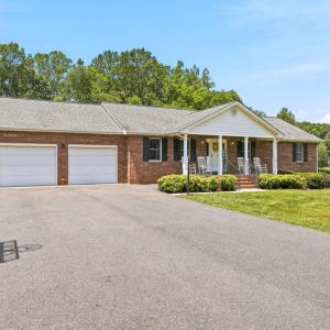 Photo #37 of 419 Holly Hills Drive, Altavista, VA 0.7 acres